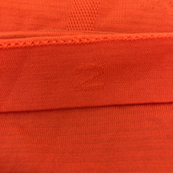 lululemon swiftly tech racer back tank 2.0 RARE COLOR!!!!! - Picture 7 of 7